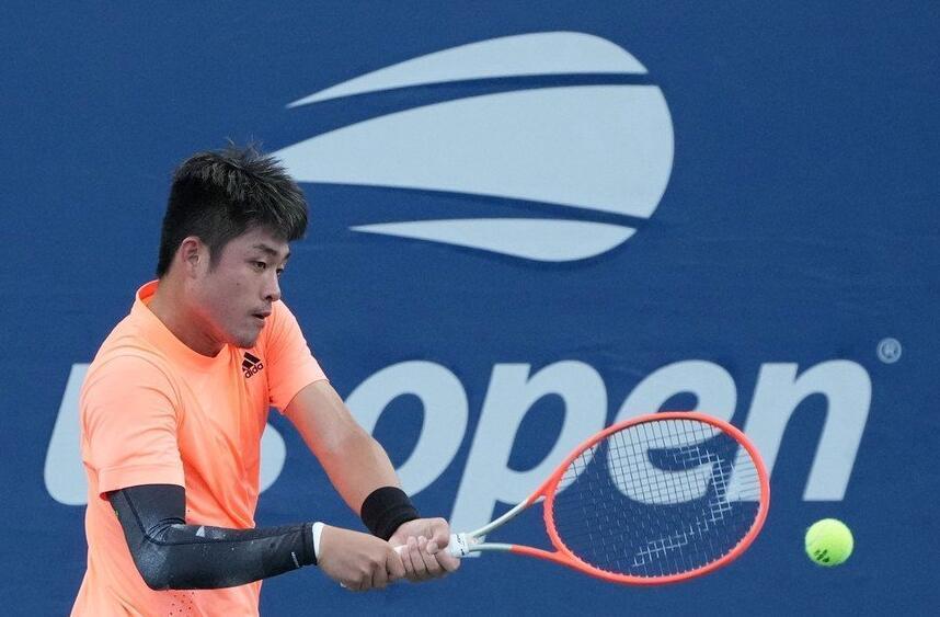 赖斯：由于跑步姿势津琴科给我起外号“马”，现在全队都这么叫了.