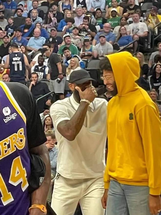 以及更衣室 以及更衣室